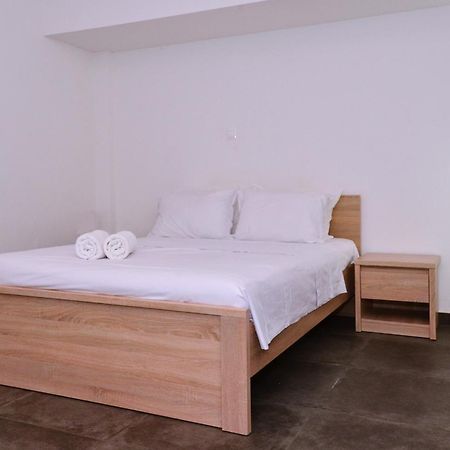 Koukaki, A Minimal Studio Αθήνα Εξωτερικό φωτογραφία